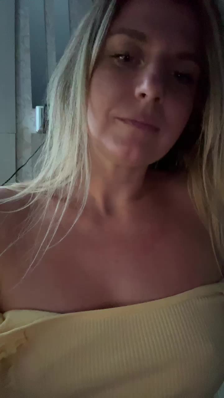 KotiMrrr Live Sex December 17, 2025