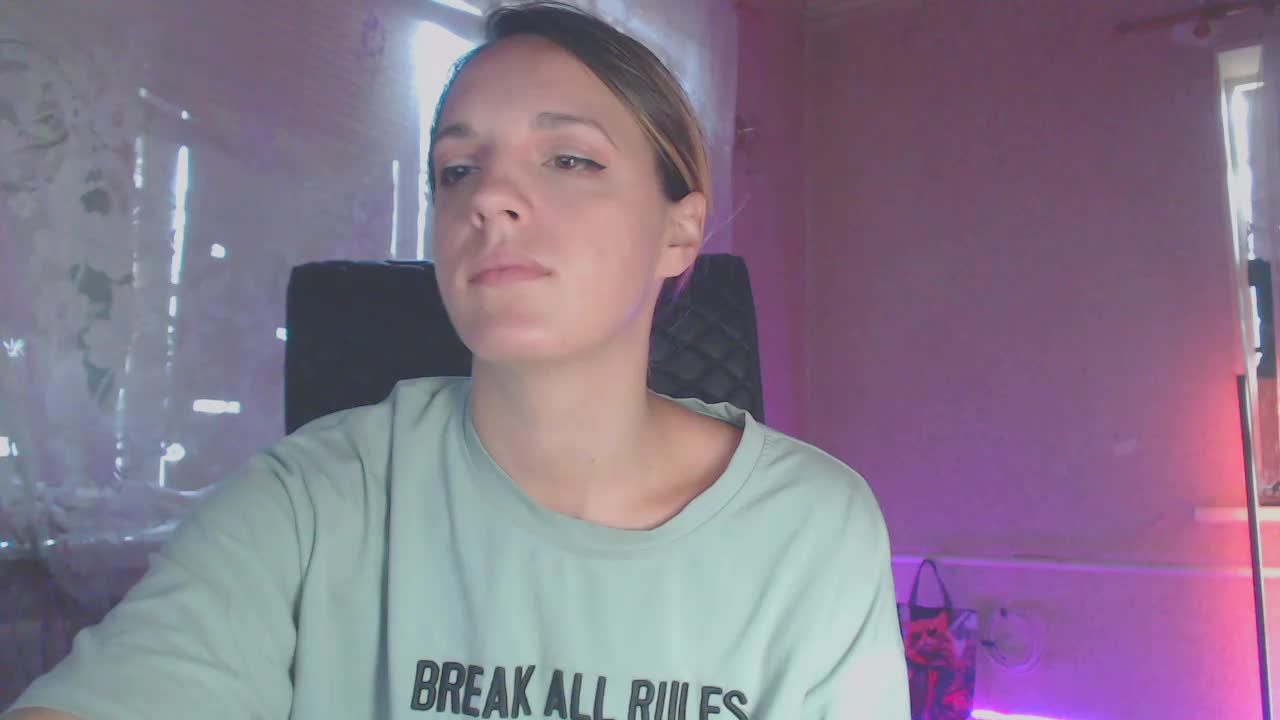 Babymuro4ka Live Sex December 17, 2025