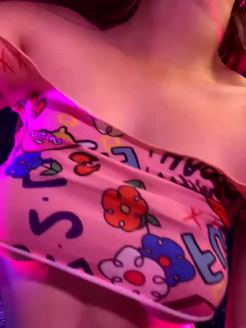 -Summer- Live Sex December 17, 2025