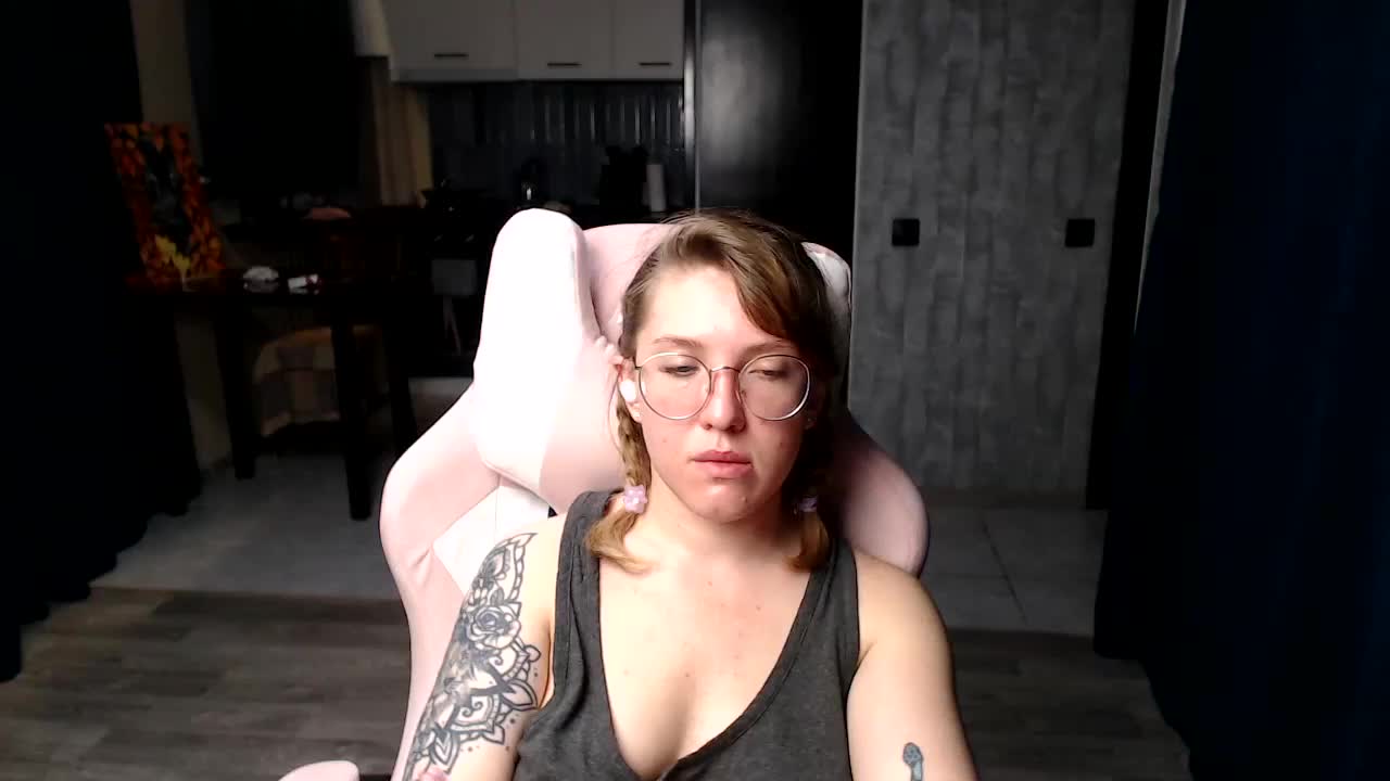 Regimasmile Live Sex December 18, 2025