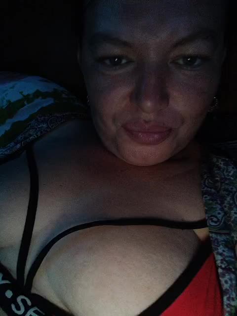 Raspberry_Rum Live Sex December 17, 2025