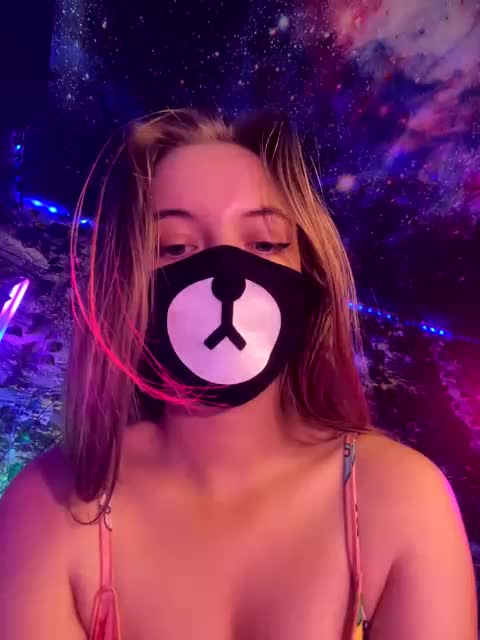 -Summer- Live Sex December 17, 2025