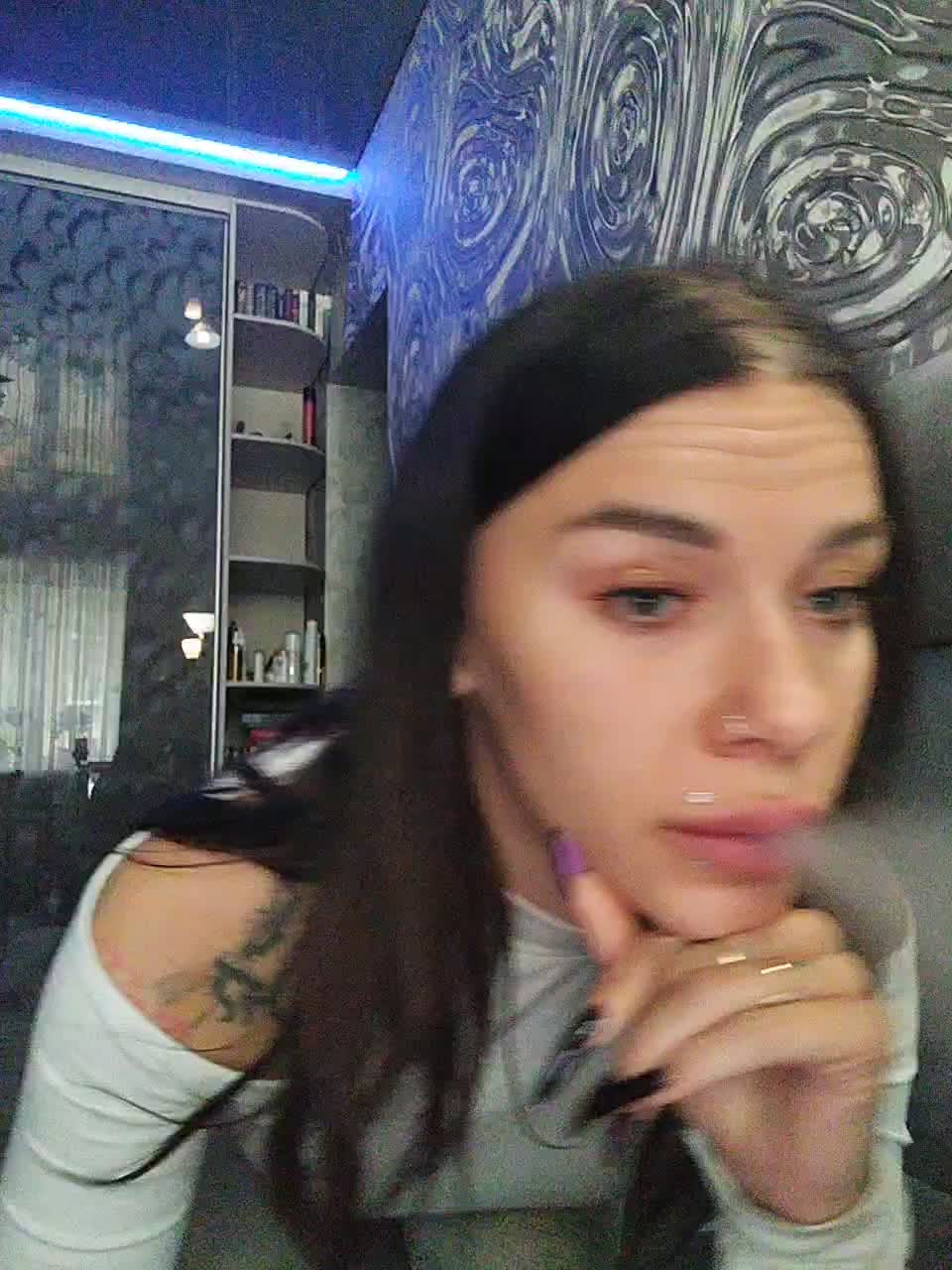 deva_maria Live Sex December 17, 2025