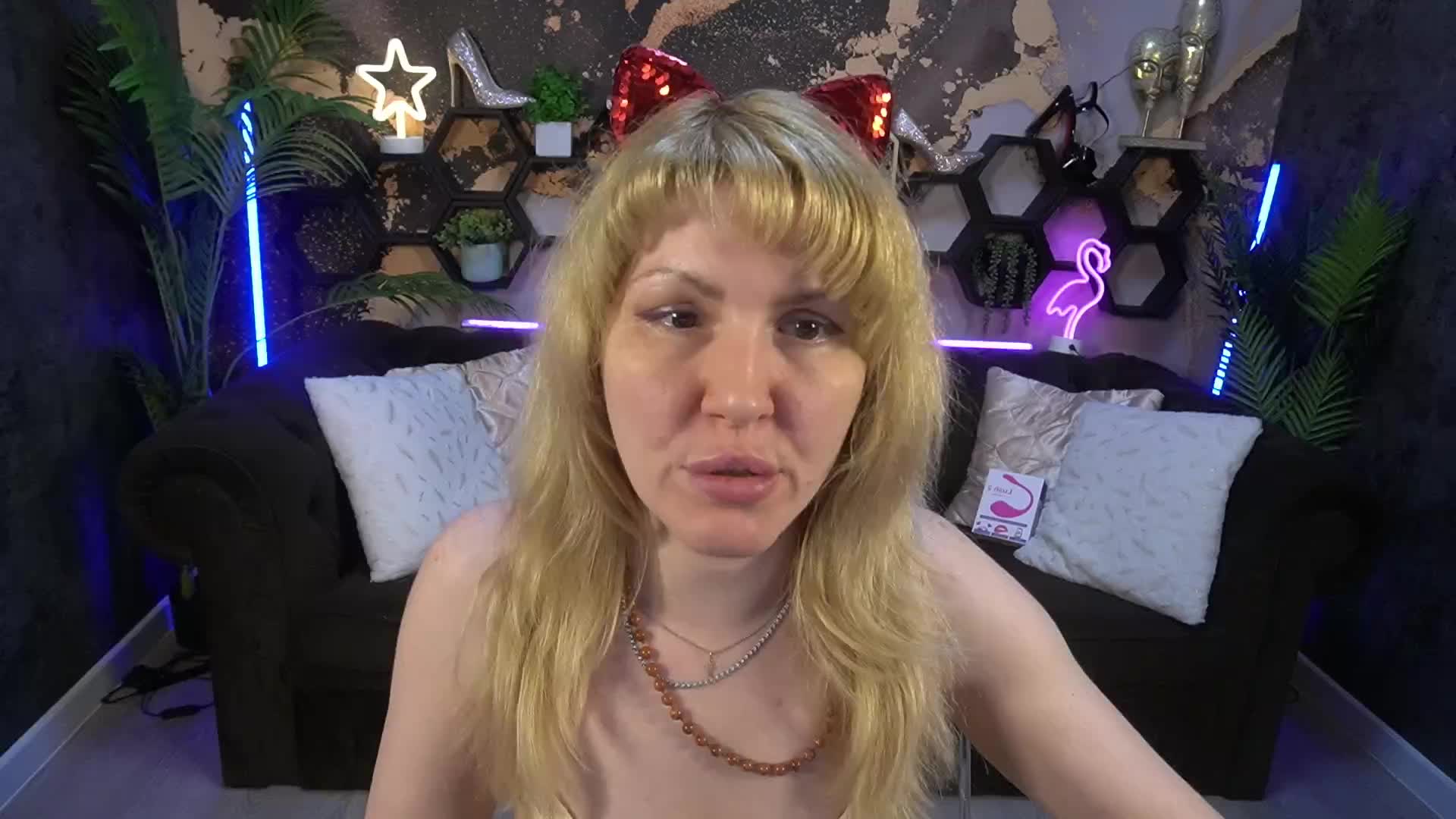 NatalyChanel Live Sex December 13, 2025