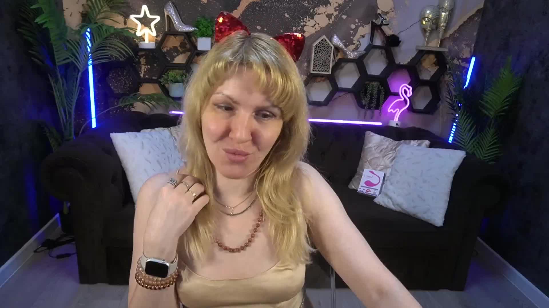 NatalyChanel Live Sex December 13, 2025
