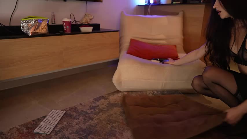 ibiddi Live Sex December 18, 2025