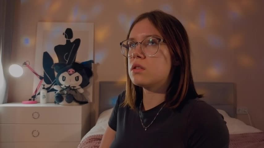 Mia_Luw Live Sex December 15, 2025