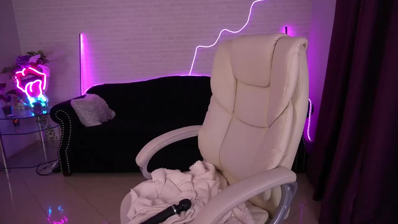 DaenerysDaen Live Sex December 14, 2025