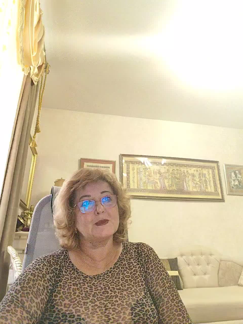 KarinkaSweet Live Sex December 14, 2025