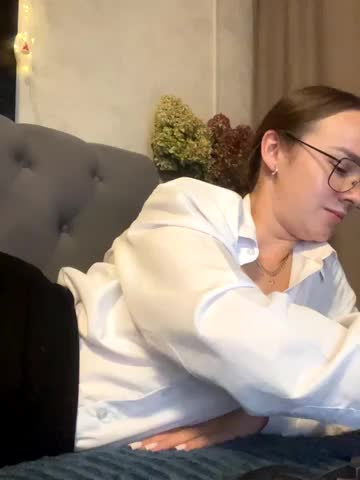 Strip-Lady Live Sex December 14, 2025