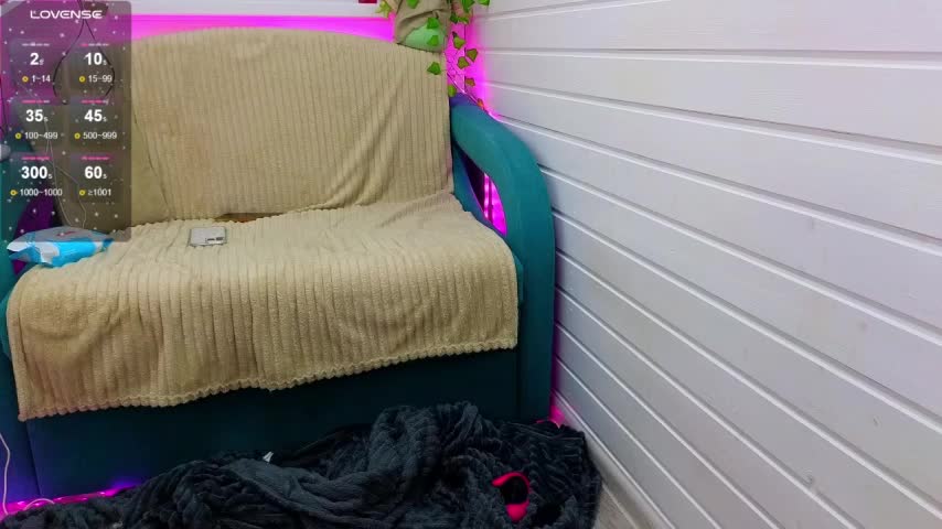 Misss_Vikk Live Sex December 17, 2025