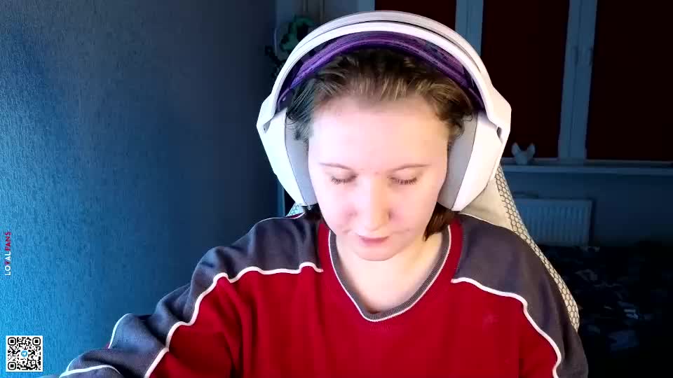 moon_avengers Live Sex December 13, 2025