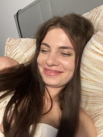 CurlyLara Live Sex December 17, 2025