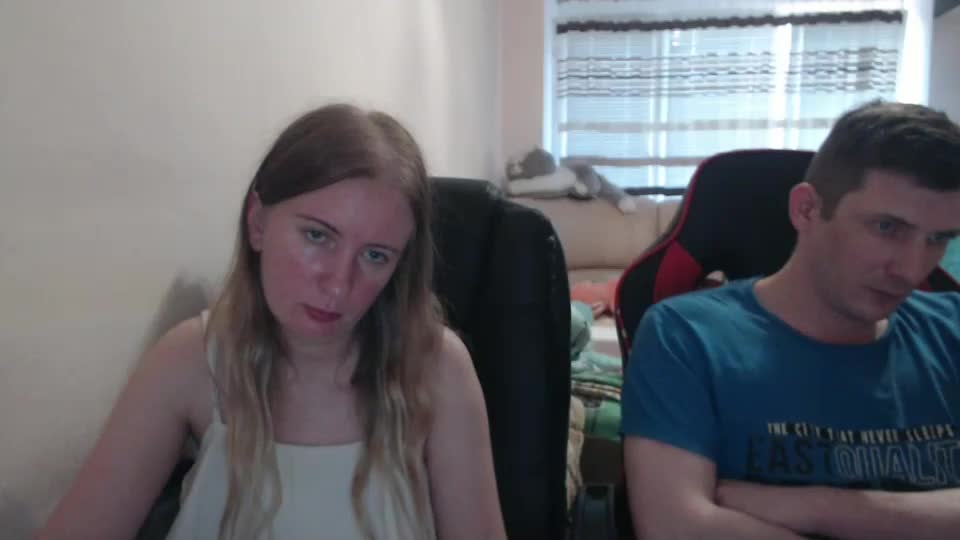 jenisandpeter Live Sex December 20, 2025