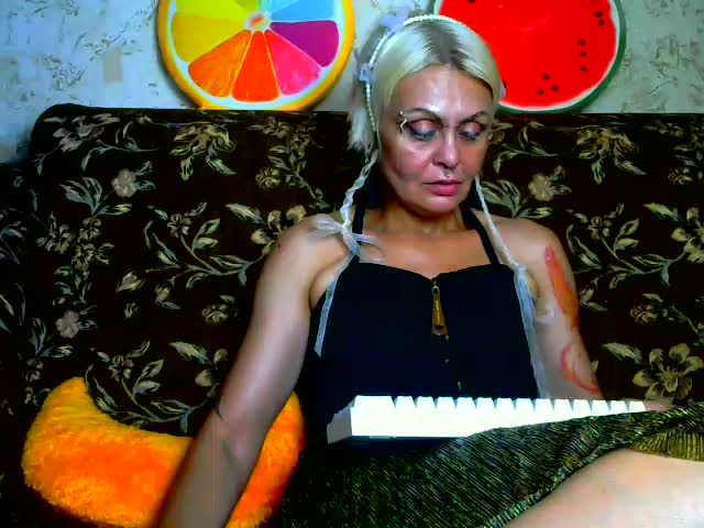 Gardener_of_Illusions Live Sex December 13, 2025