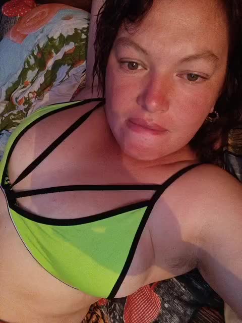 Raspberry_Rum Live Sex December 17, 2025