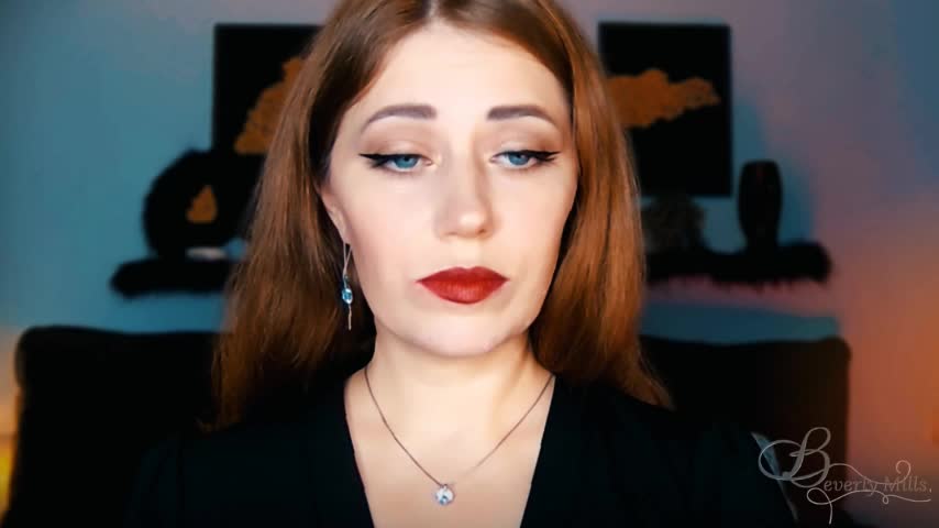 MissBeverlyMills Live Sex September 11, 2025