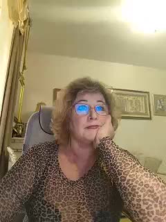 KarinkaSweet Live Sex December 14, 2025