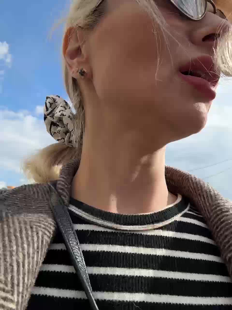 -Molly- Live Sex December 18, 2025