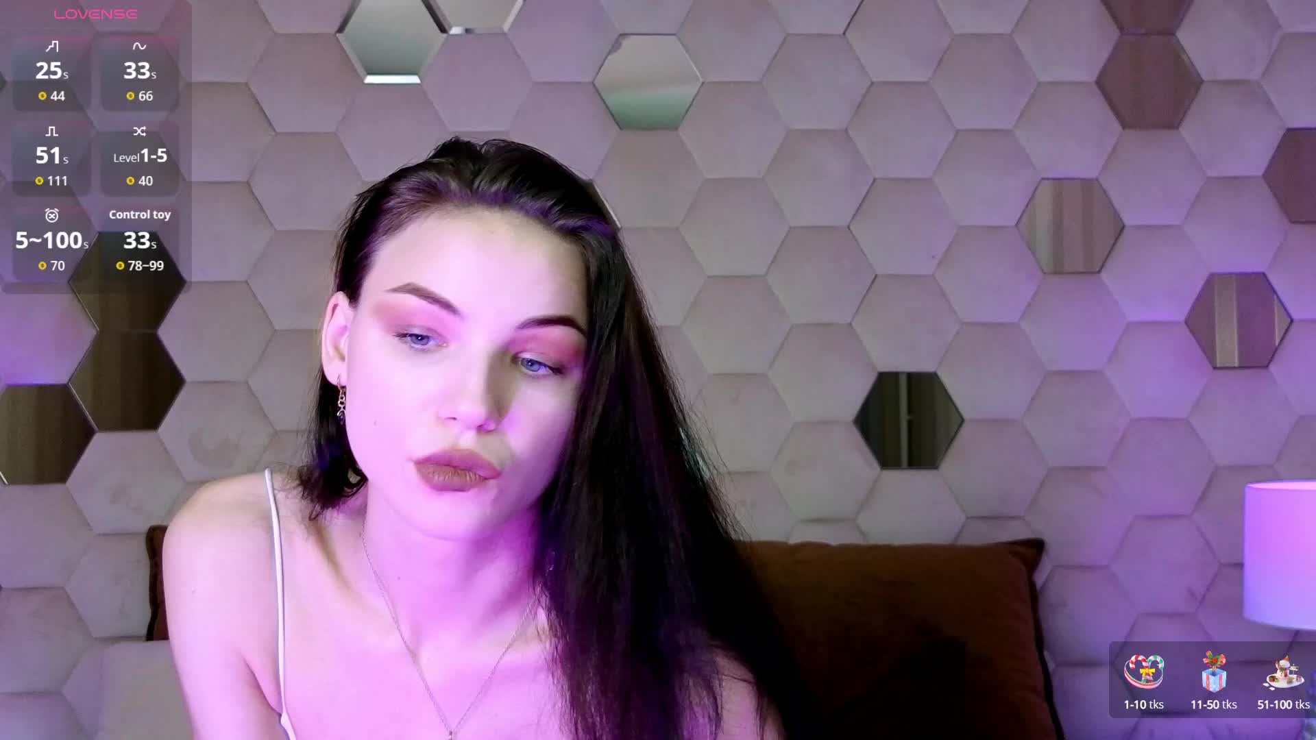 EmilyLuxxxury Live Sex December 13, 2025