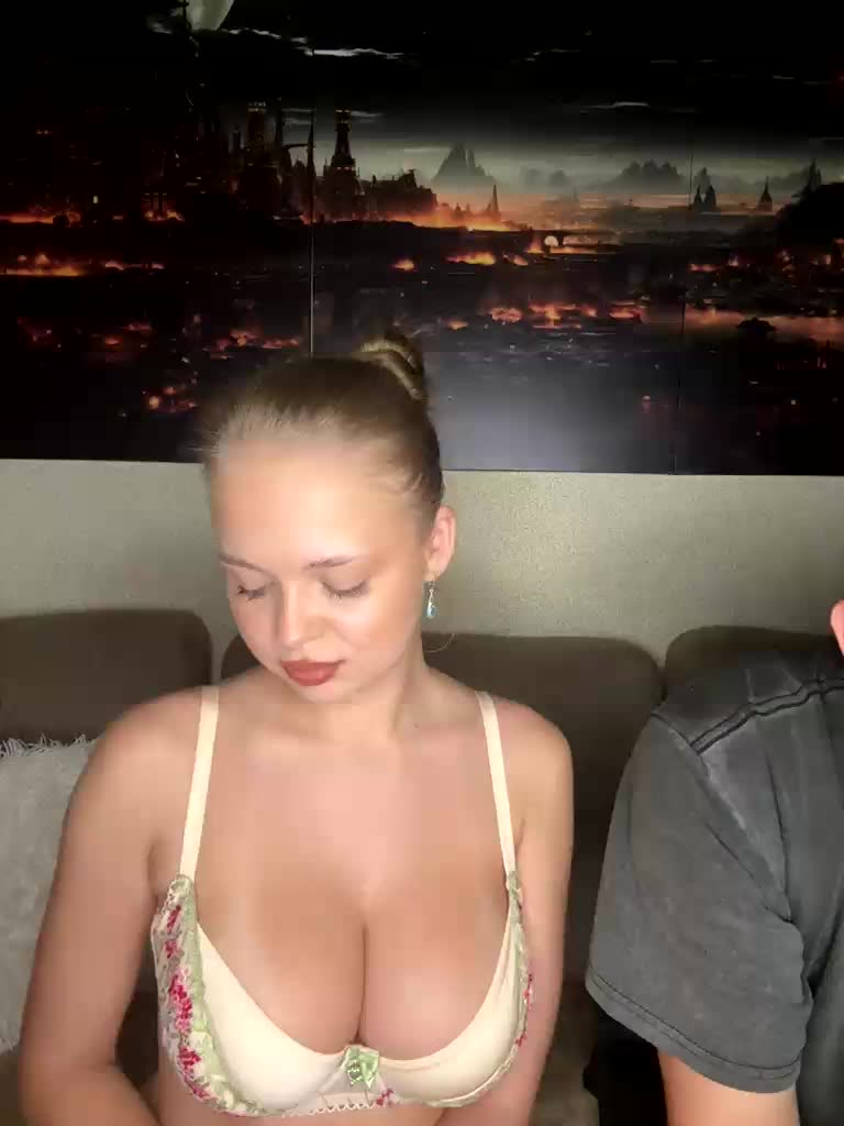 Art_cam Live Sex December 17, 2025