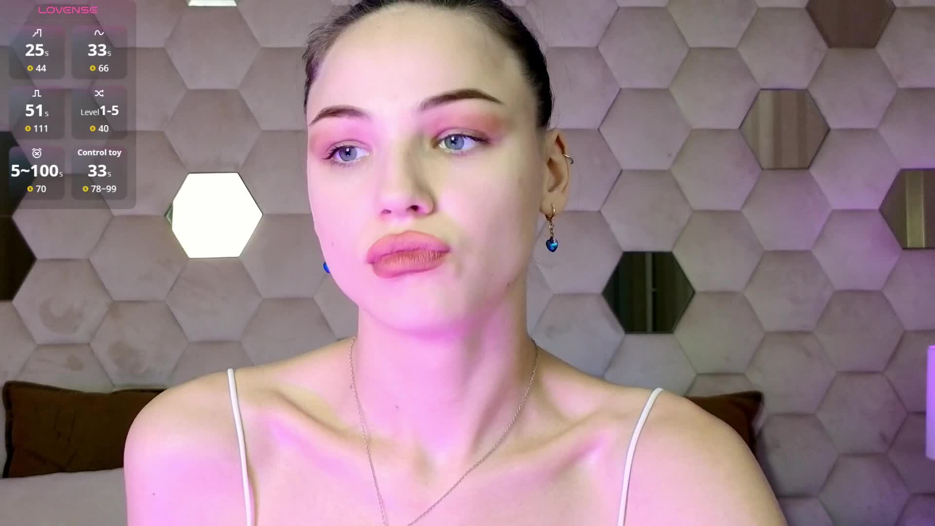 EmilyLuxxxury Live Sex December 13, 2025