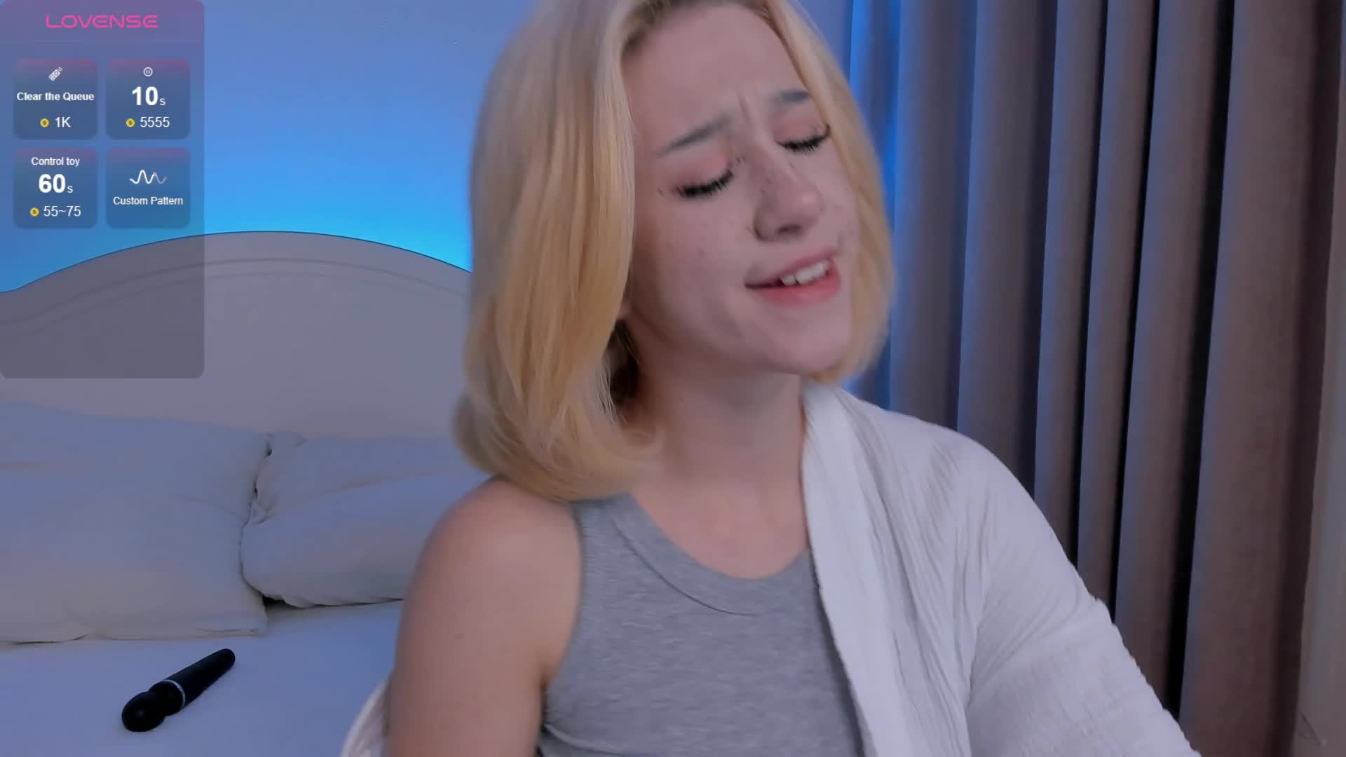 Necucubi Live Sex December 18, 2025