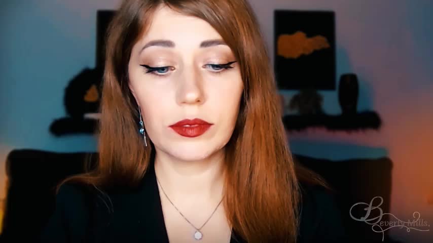 MissBeverlyMills Live Sex September 11, 2025