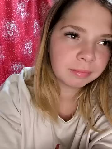 Zuli_Kiska Live Sex December 14, 2025