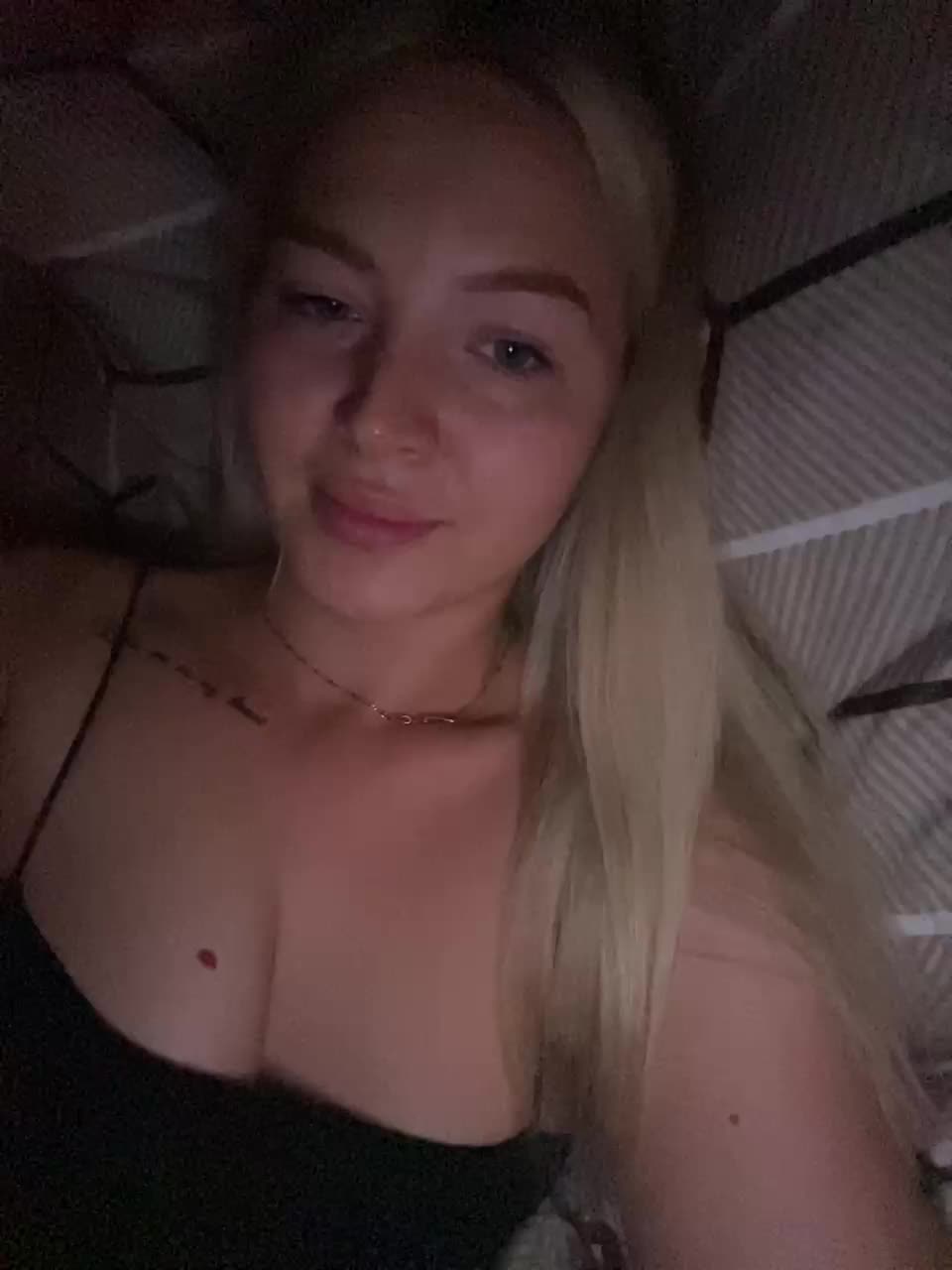 Marysik Live Sex December 13, 2025