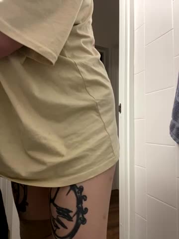 tradishka Live Sex December 14, 2025