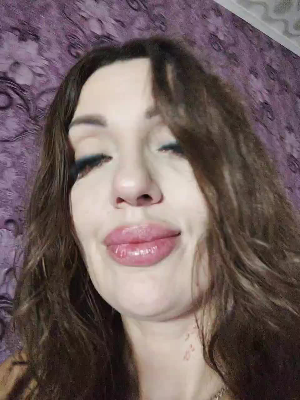 SexyKitty75-1 Live Sex December 19, 2025