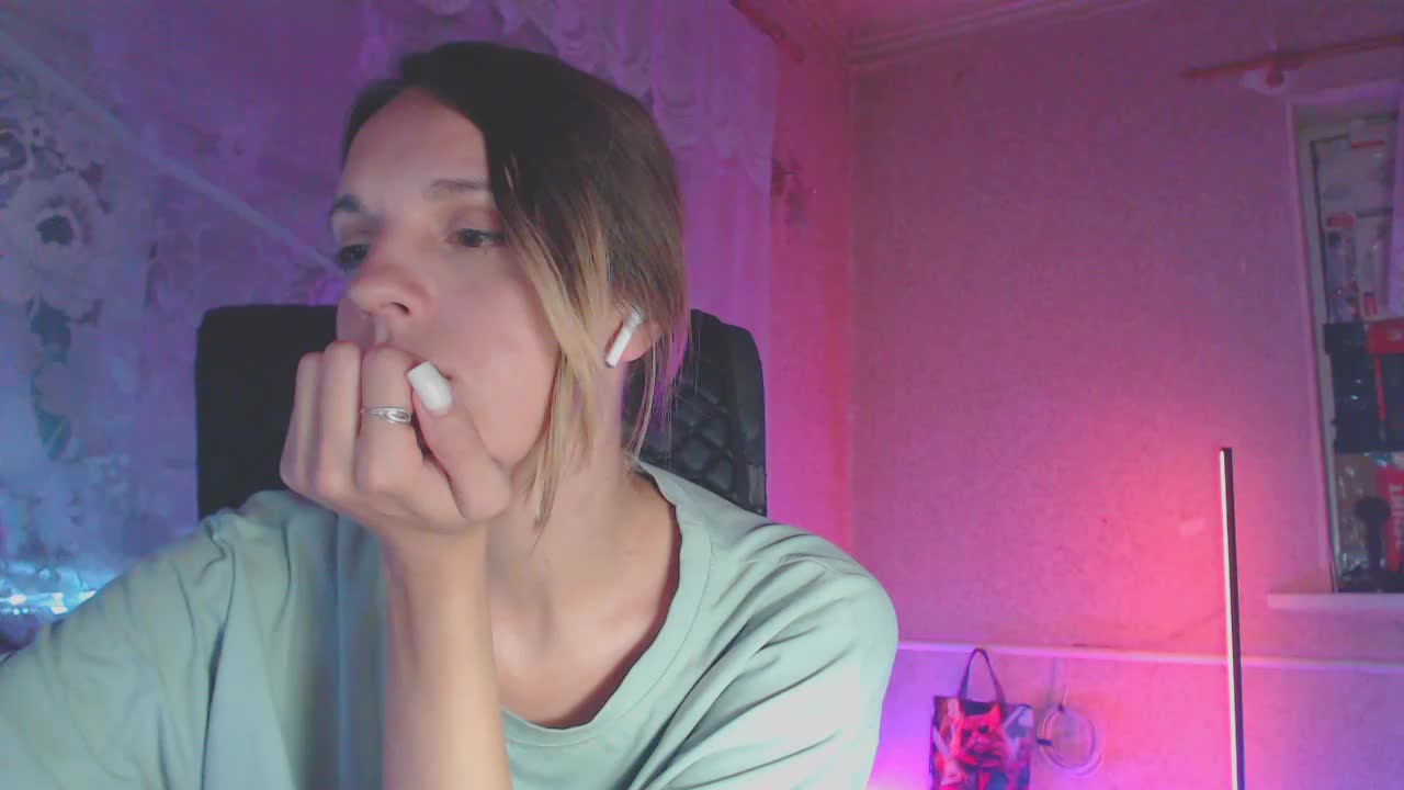 Babymuro4ka Live Sex December 17, 2025