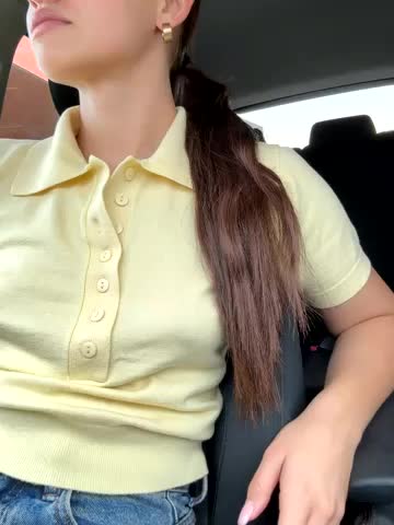 AngelinaTeller Live Sex December 17, 2025