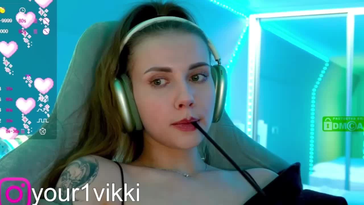 VikkiExtraCheese Live Sex December 19, 2025