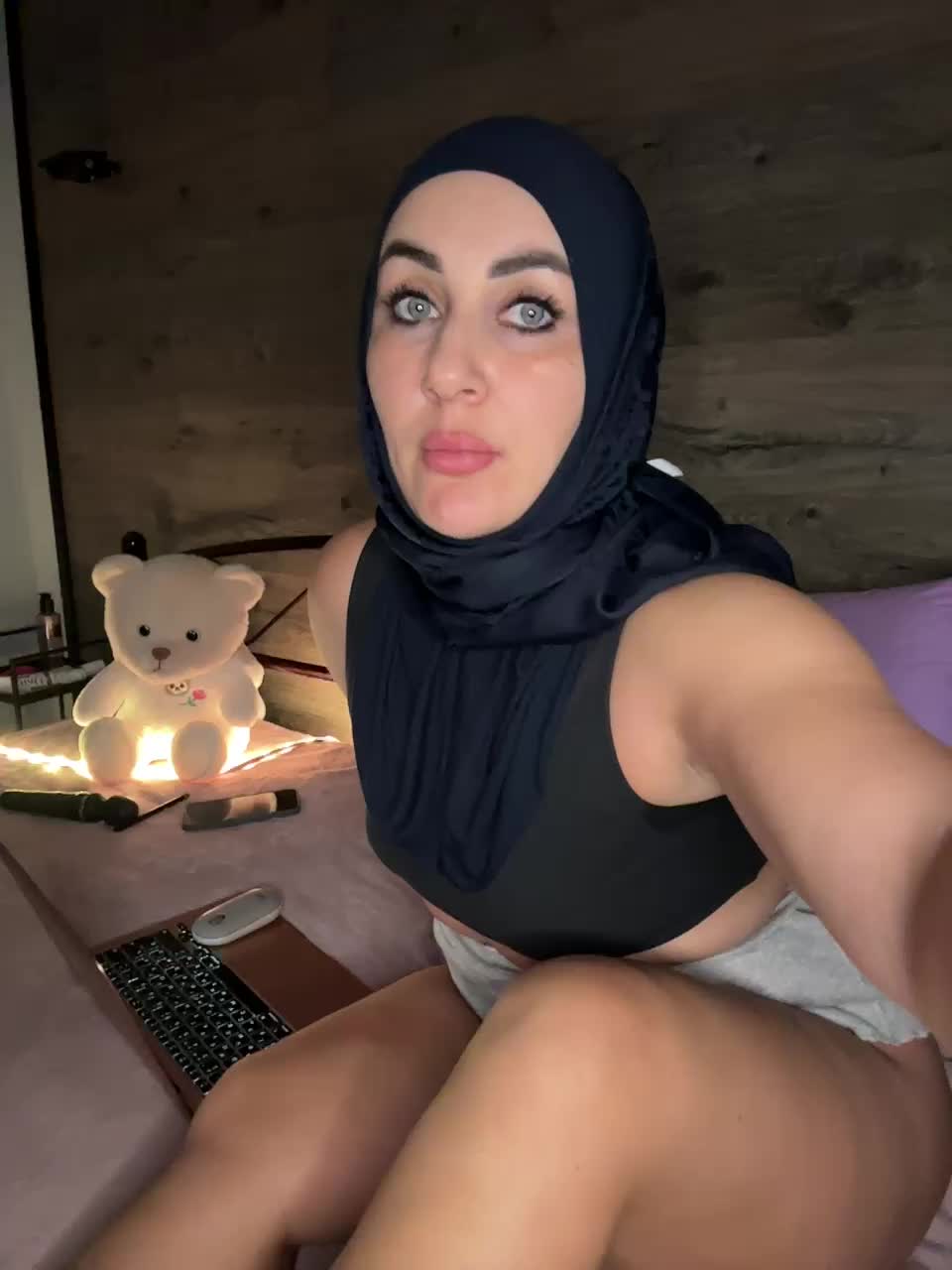 Layla-kavkaz Live Sex December 13, 2025