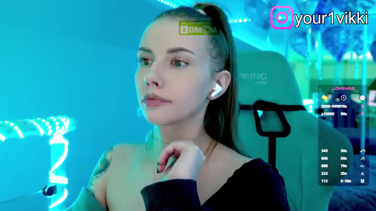VikkiExtraCheese Live Sex December 19, 2025
