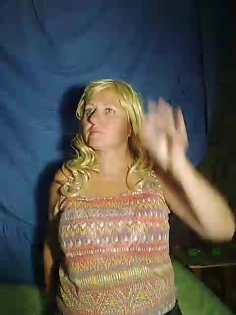 FameLara Live Sex December 17, 2025