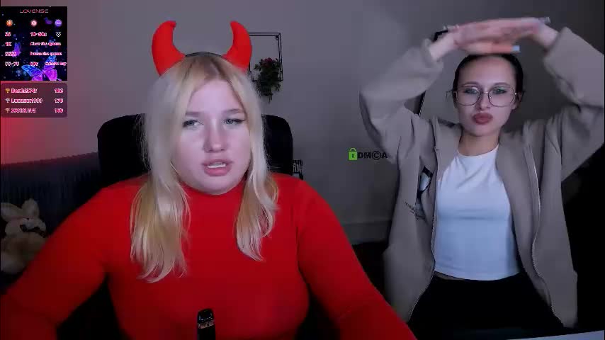 juli_kisss Live Sex December 14, 2025