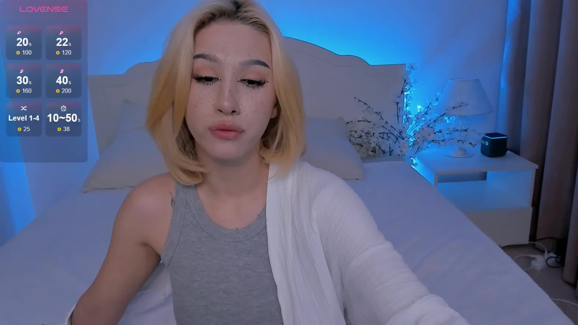 Necucubi Live Sex December 17, 2025