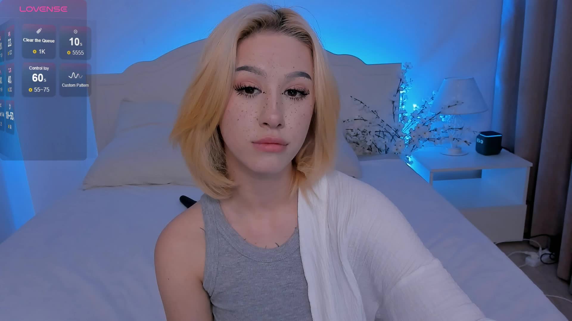 Necucubi Live Sex December 17, 2025