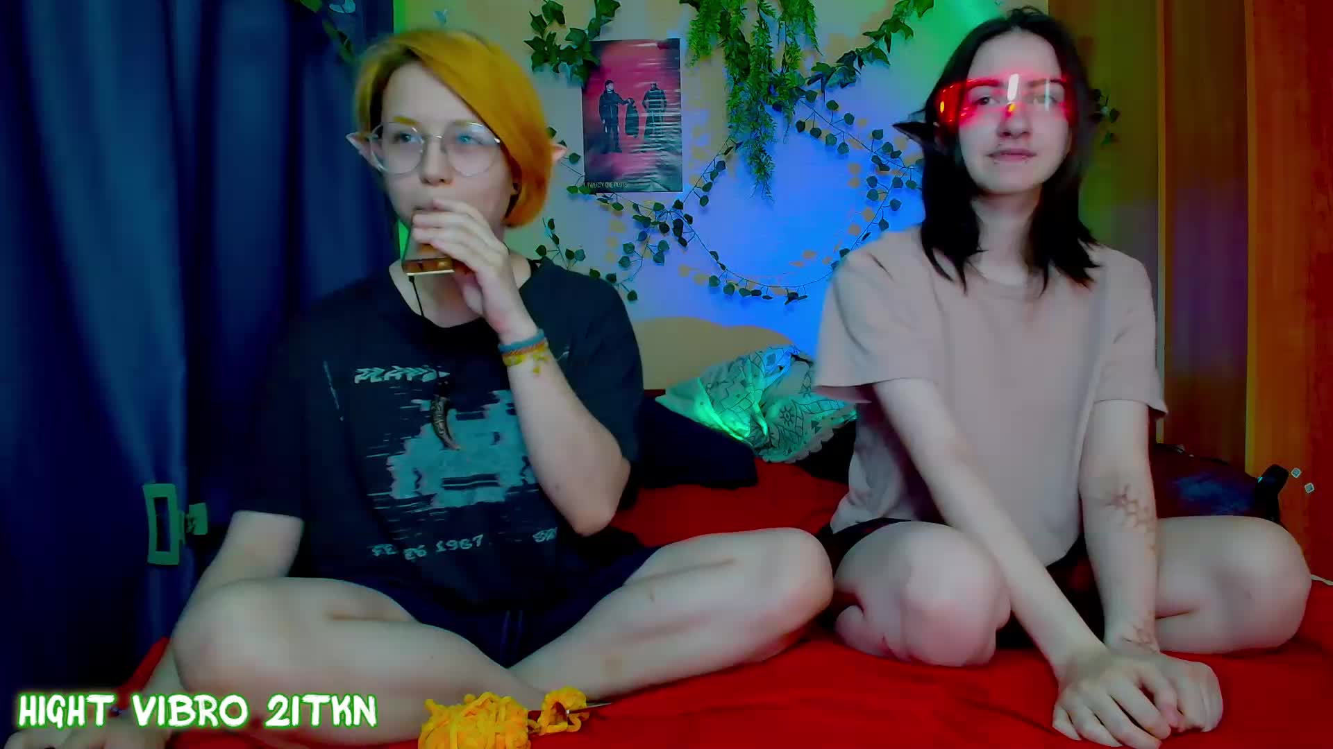 Tricky_Kitsune Live Sex December 17, 2025