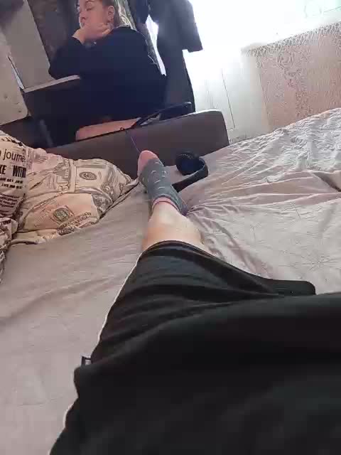 Niki233221 Live Sex December 14, 2025