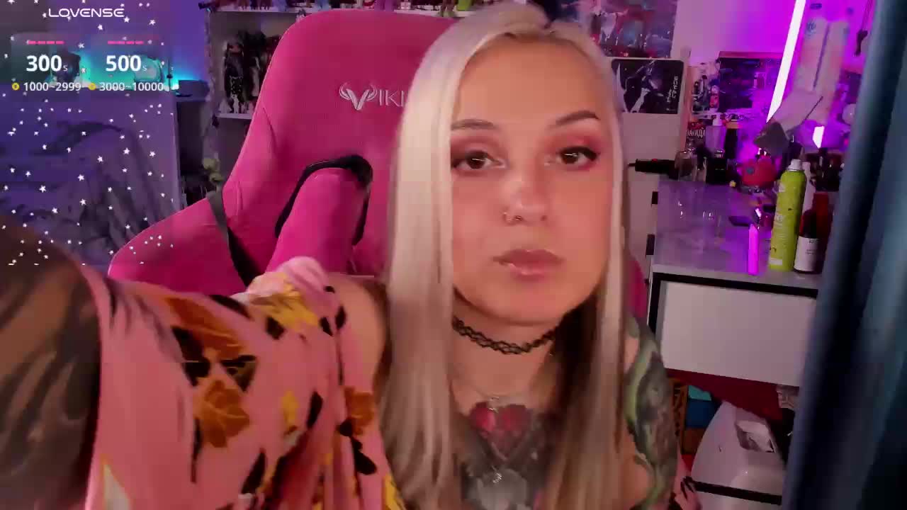 ChloeKohaku Live Sex December 15, 2025