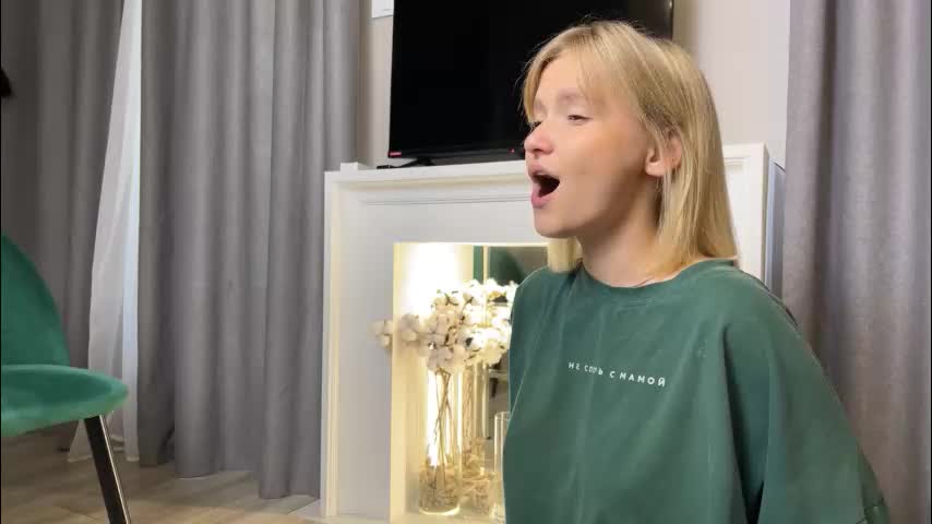 adele_nick2202 Live Sex December 17, 2025