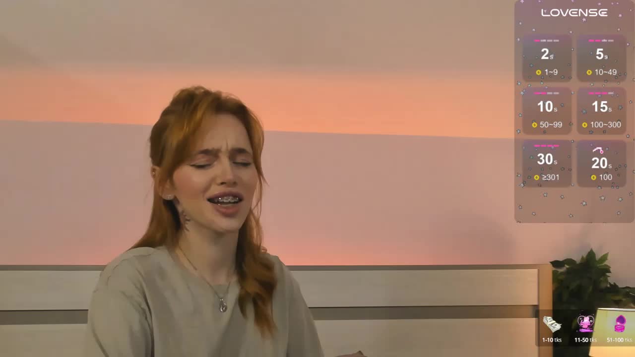 Phoenix_Margo Live Sex December 17, 2025