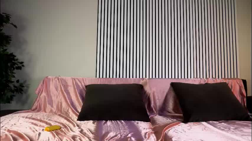 elizzza_ Live Sex December 17, 2025
