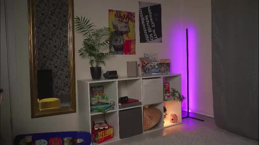 roxannabrik Live Sex December 17, 2025