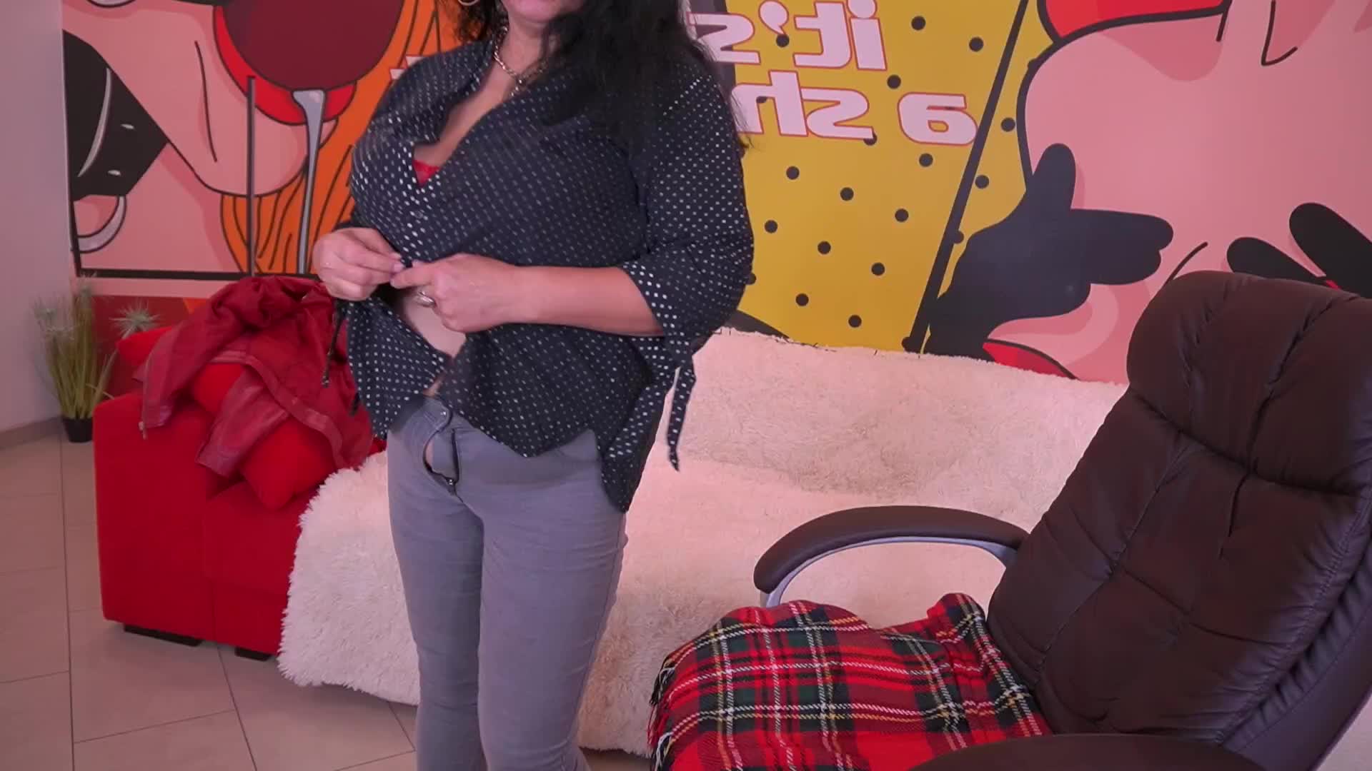 ValeryRosseee Live Sex December 18, 2025