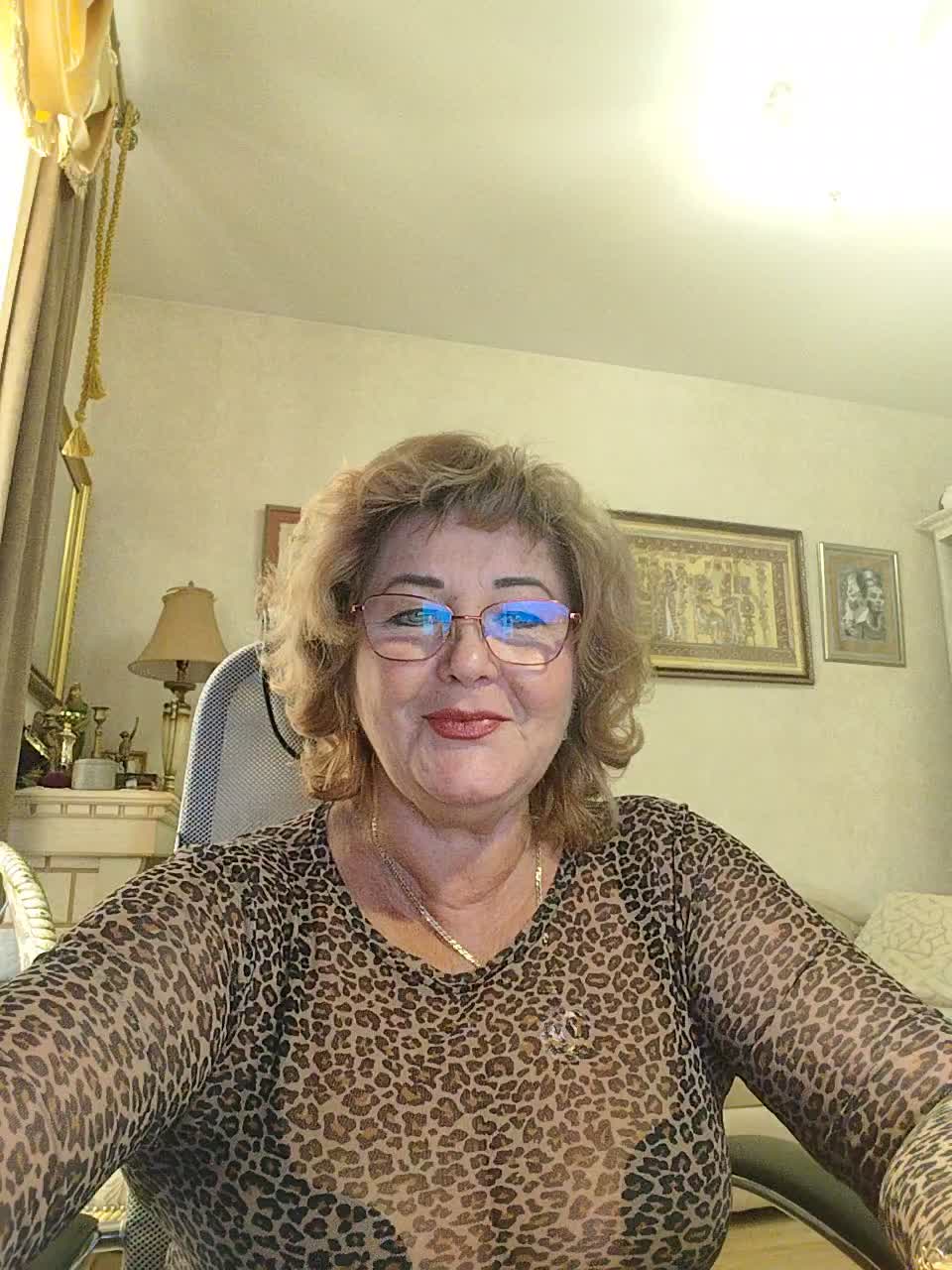 KarinkaSweet Live Sex December 14, 2025